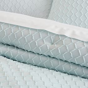 Featherkiss Quilt