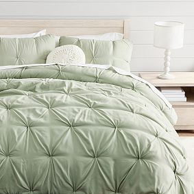 Microfiber Pintuck Comforter