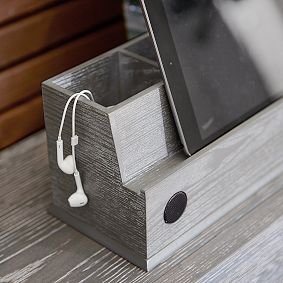 Bluetooth&#174; Desk Speaker