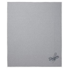<i>MLB&#8482;</i> Sports Jersey Throw
