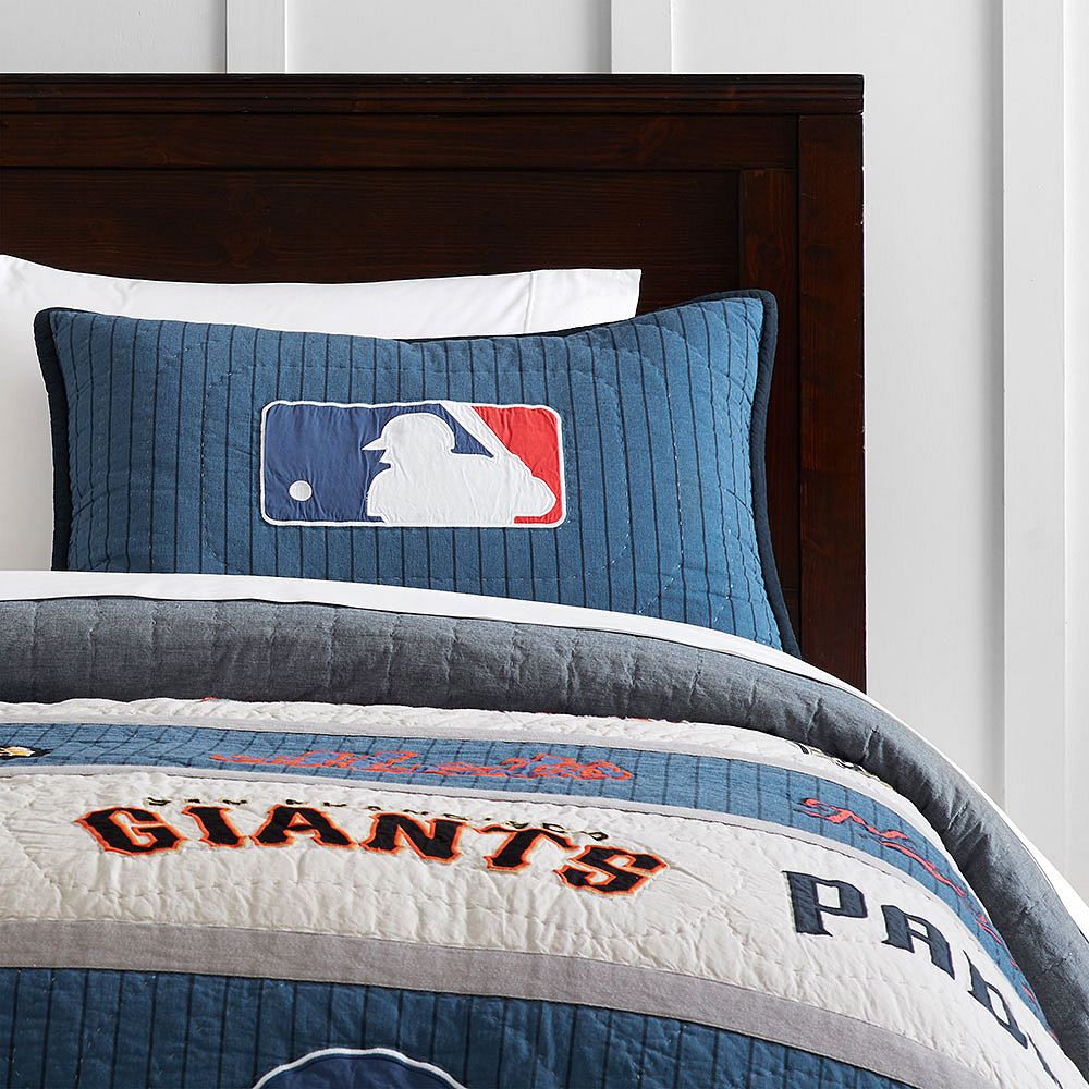 <i>MLB&#8482;</i> Quilt