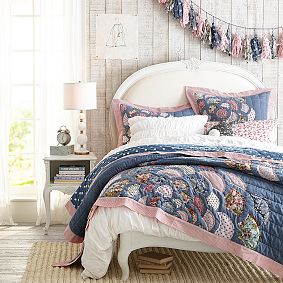 Margot Bed