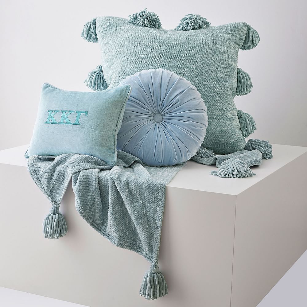 Porcelain Blue Pillows and Throw Bundle
