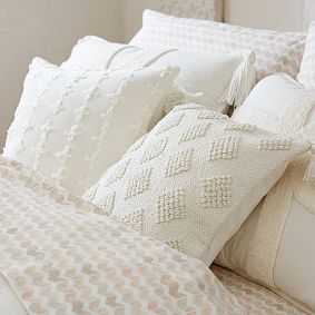 Diamond Loop Pillow Cover