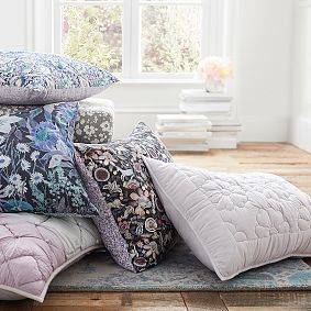 Velvet Floral Quilt