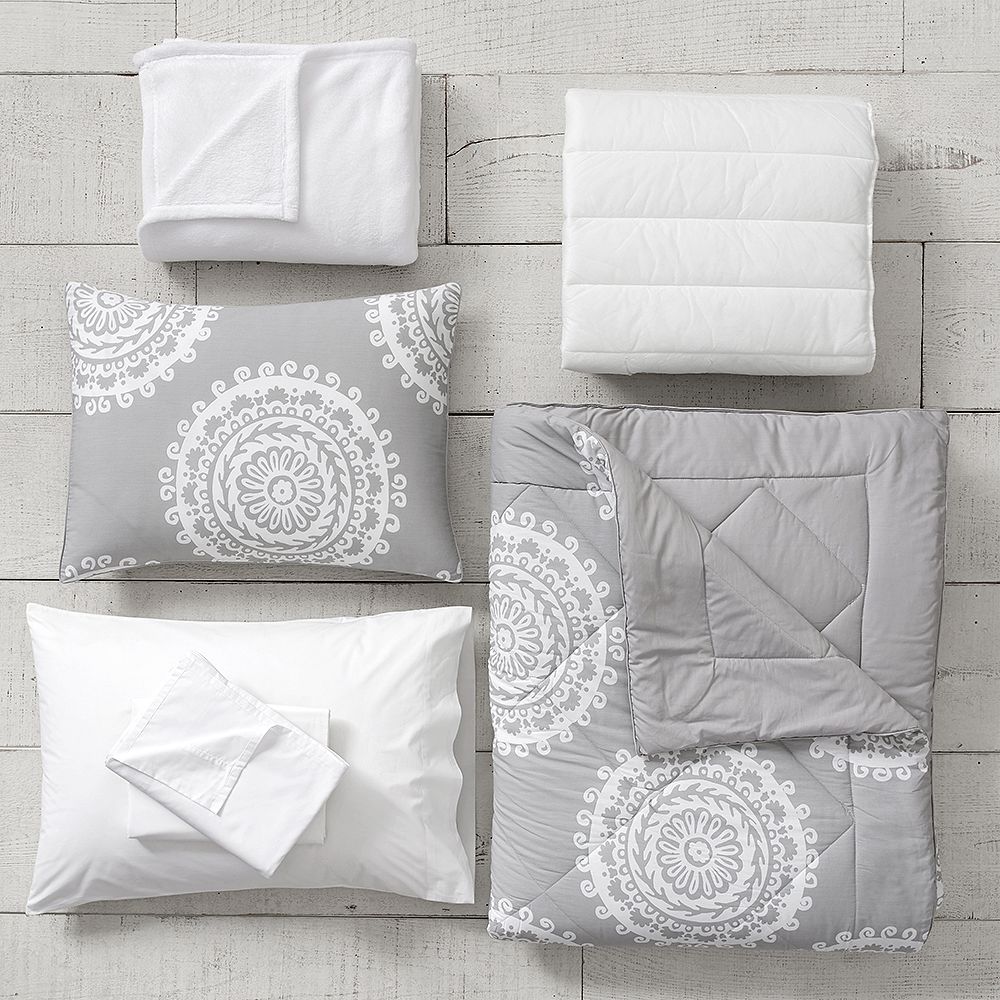 Medallion Florette Deluxe Comforter Set with Comforter, Sheet Set, Pillowcase, Mattress Pad, Pillow Inserts + Blanket