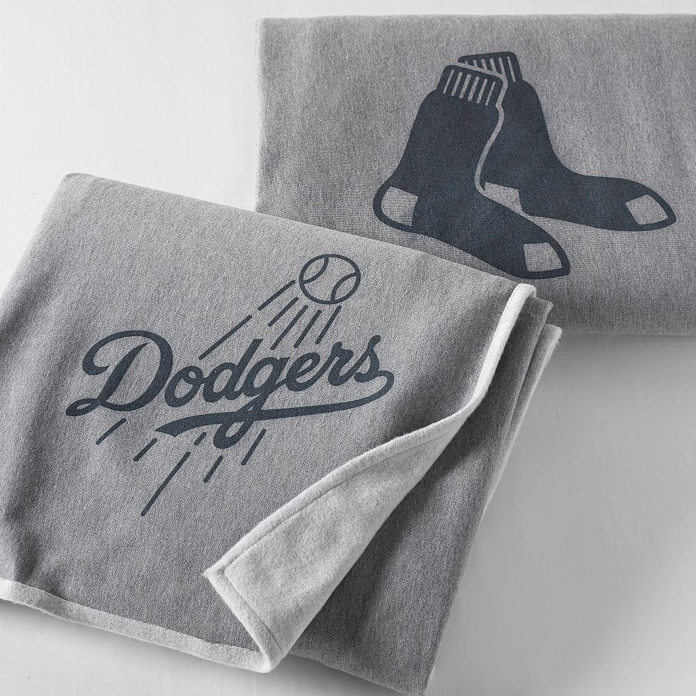 <i>MLB&#8482;</i> Sports Jersey Throw