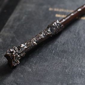 HARRY POTTER&#8482; Wands