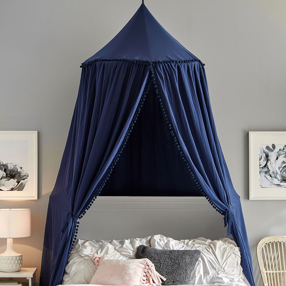 Pom Pom Canopy