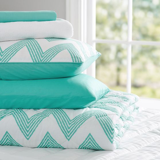 Zig Zag Stripe Deluxe Value Comforter Set
