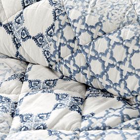 Evelyn Patchwork Quilt