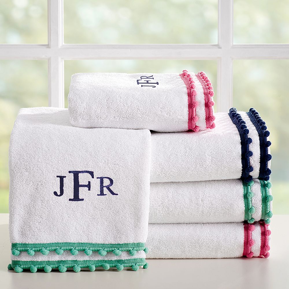 Pom Pom Bath Towels