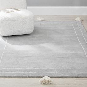 Classic Tassel Rug