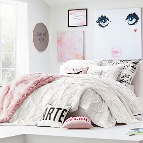 Isabella Rose Taylor Geo Textured Quilt