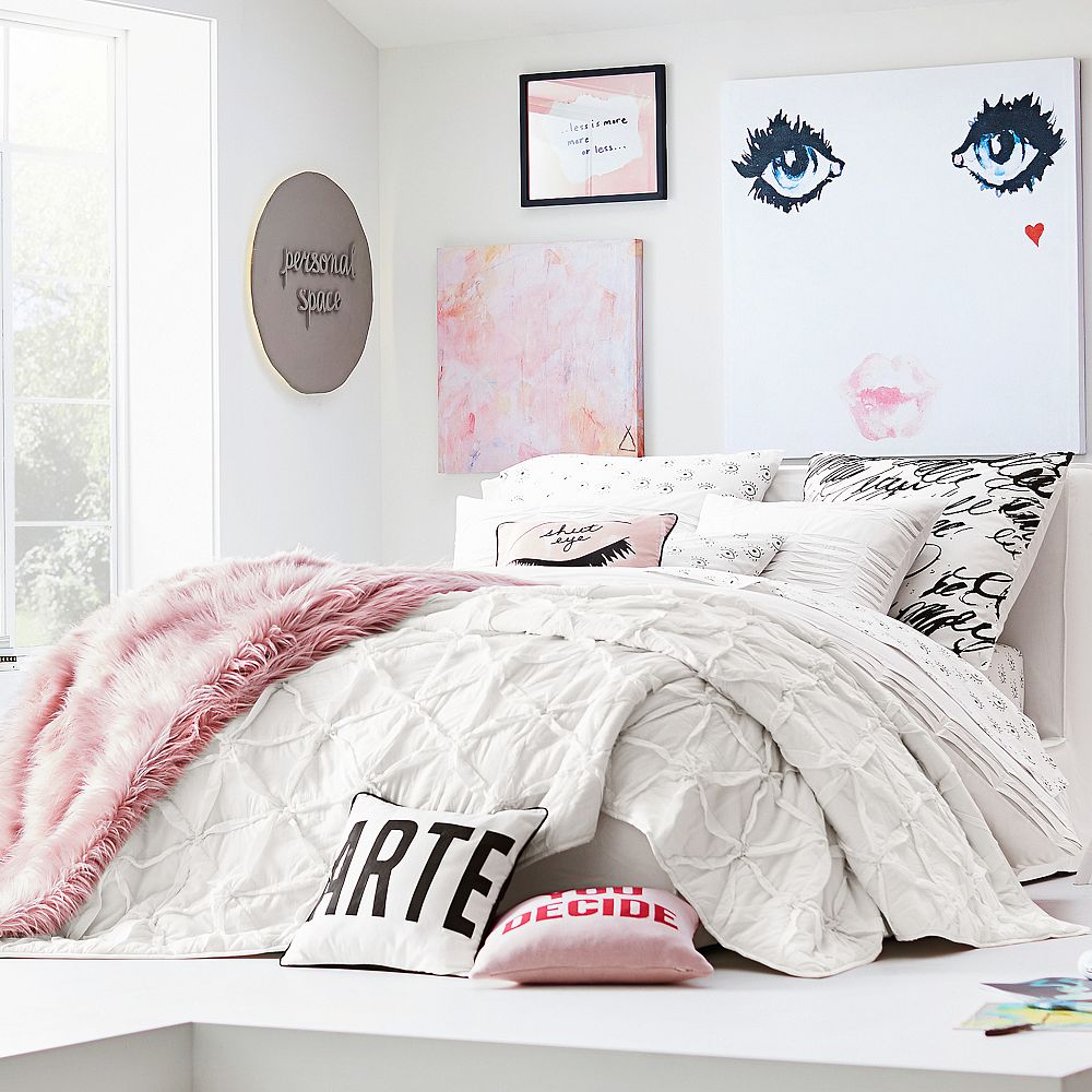 Isabella Rose Taylor Geo Textured Quilt