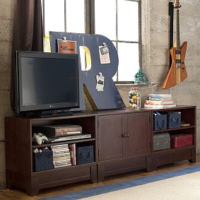 Ultimate Flat-Panel Media Console