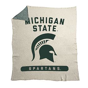 College Prime Luxe Dreams Throw