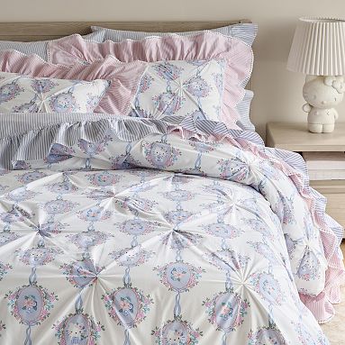 Hello Kitty&#174; Locket Duvet Cover