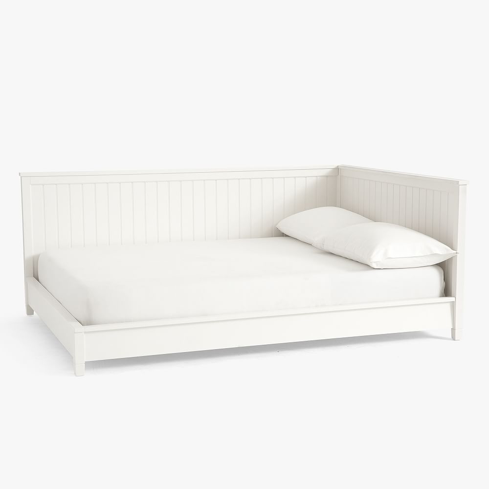 Beadboard Lounge Platform Corner Bed &amp; Mattress Set