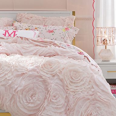Monique Lhuillier Rosette Quilt,Single/Single XL, Blush