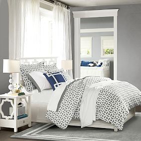 Evie Storage Bed