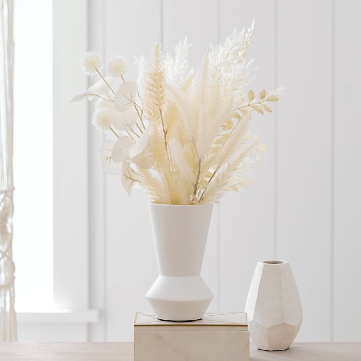 Dried Pampas Arrangement