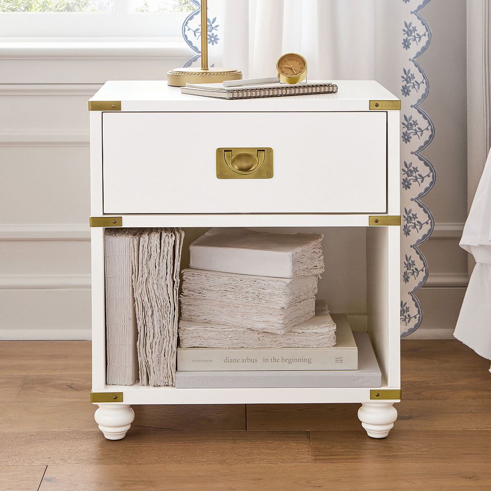 Campaign Nightstand (19&quot;)
