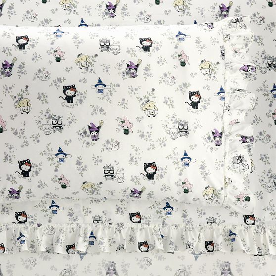 Hello Kitty® and Friends Halloween Heirloom Throw