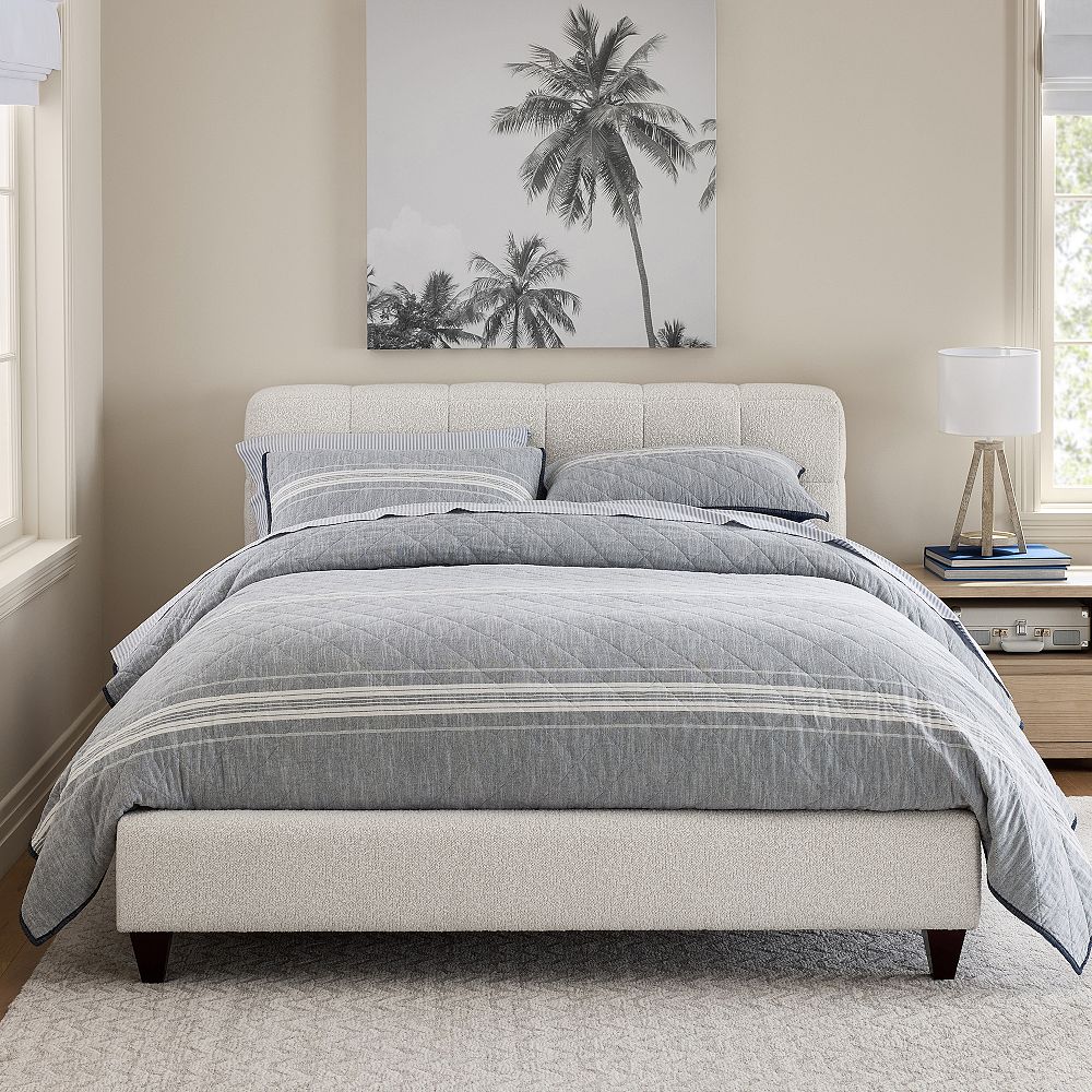 Baldwin Classic Upholstered Bed