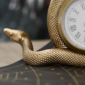 Harry Potter&#8482; Nagini&#8482; Clock