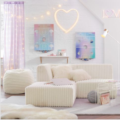 Warm &amp; Fuzzy Lounge