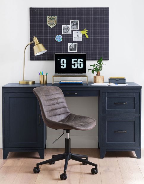 Desks &amp; Vanities