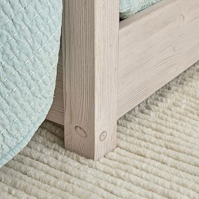 Costa Canopy Bed