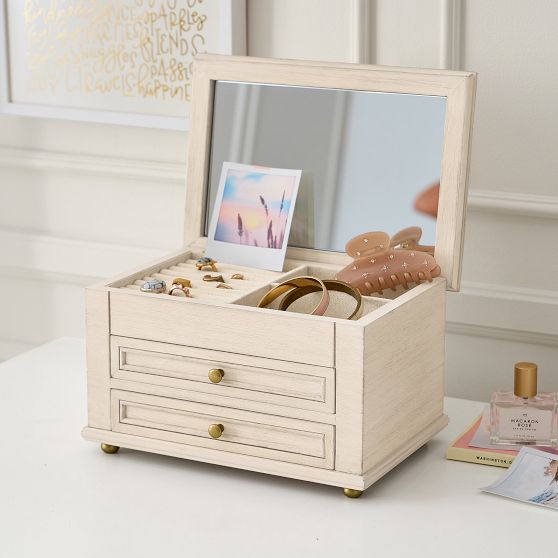 Hello Kitty® Cupcake Ceramic Jewelry Box | Pottery Barn Teen