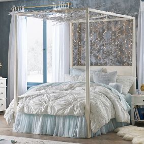 Harry Potter&#8482; Lumos Maxima Glow-in-the-Dark Velvet Backrest Pillow Cover