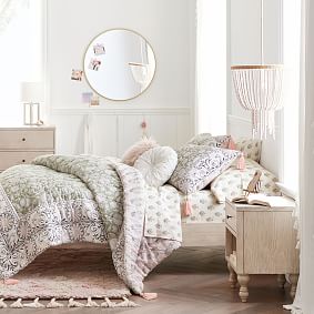 Metal Framed Round Mirror (36&quot;)