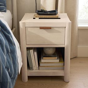 Coronado Nightstand (17")