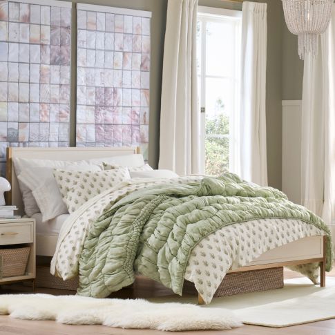 Relaxed Bohemian Bedroom