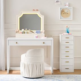 Auburn Led Vanity With Storage (26&quot;x24&quot;)