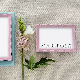 Wavy Picture Frame