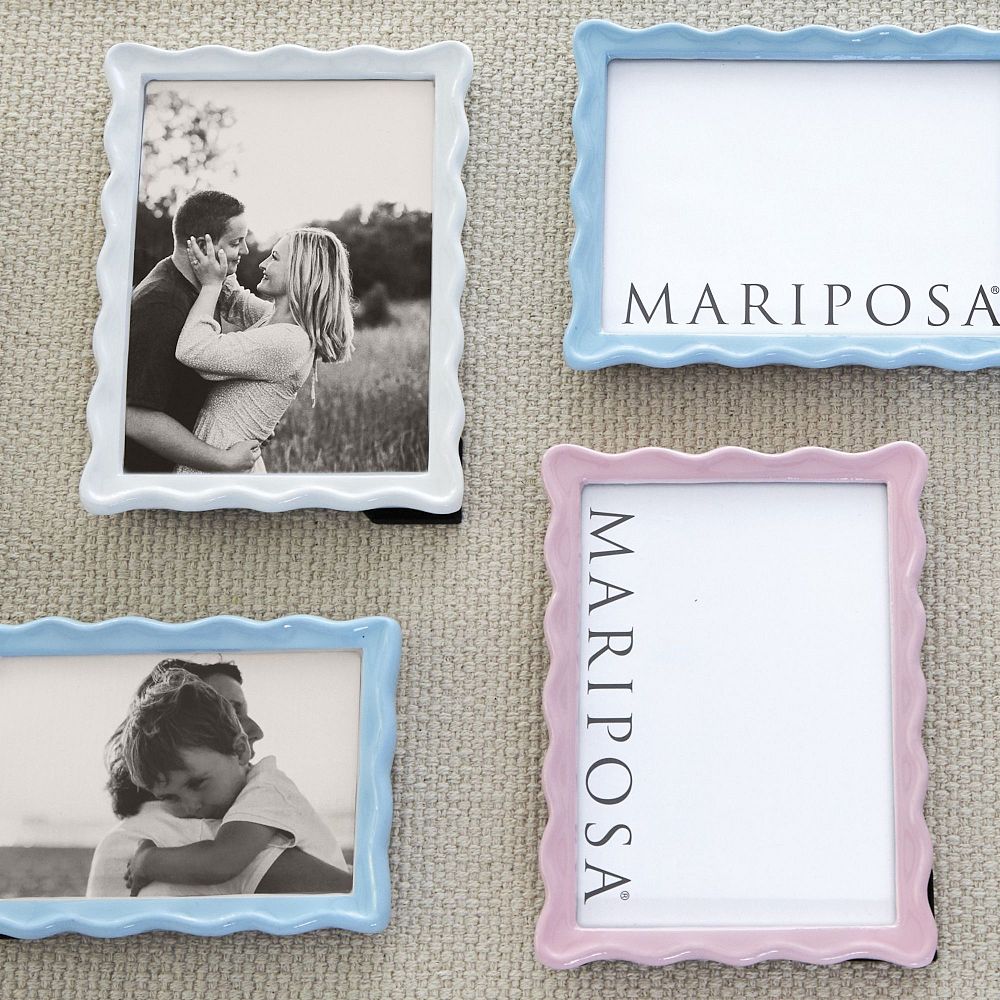 Wavy Picture Frame