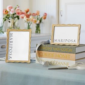 Wavy Picture Frame