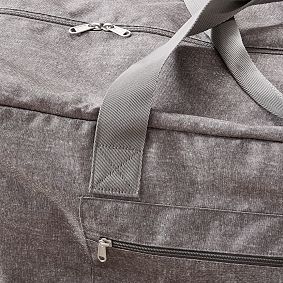 Zip Up Storage Laundry Duffle