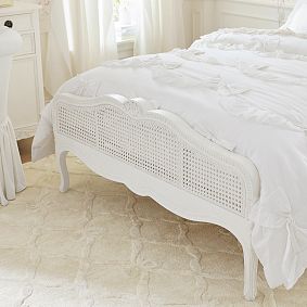 LoveShackFancy Bow Trellis Rug