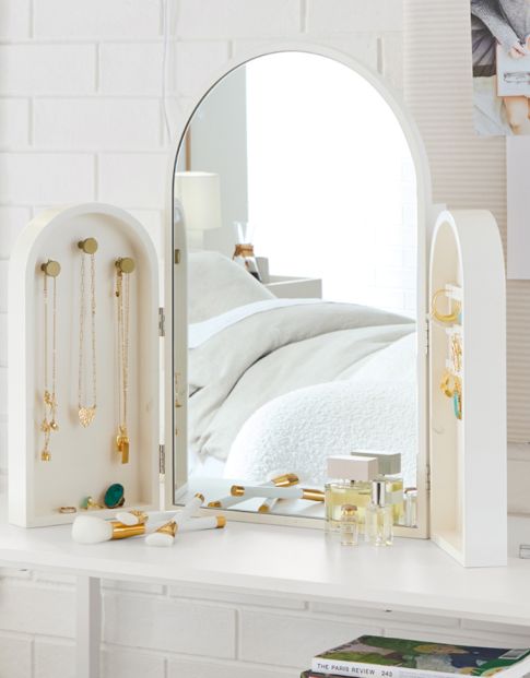 Jewelry &amp; Beauty Storage