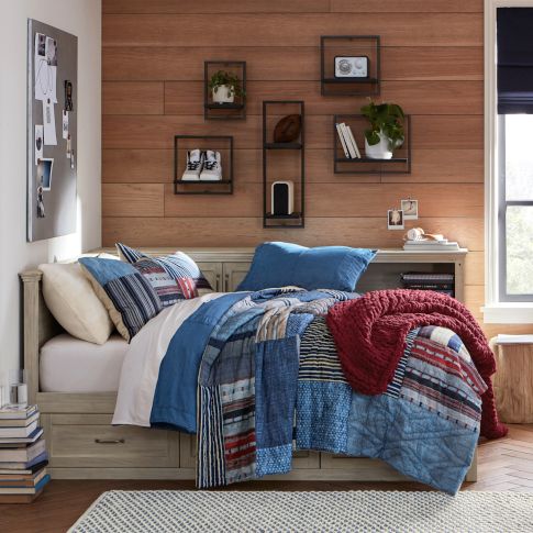 Heritage Americana Bedroom
