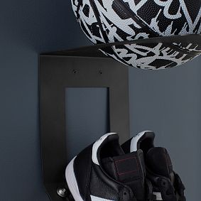 Shoe &amp; Hat Metal Wall Organization