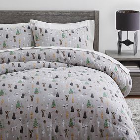 <em>Star Wars</em>™ Christmas Comforter