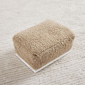 Mani Pedi Cozy Sherpa Lapdesk-Taupe