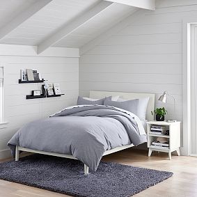 Keaton Bed &amp; Nightstand Set